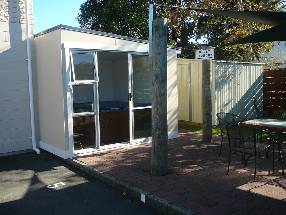 Tourist Court Motel Whakatane Kültér fotó