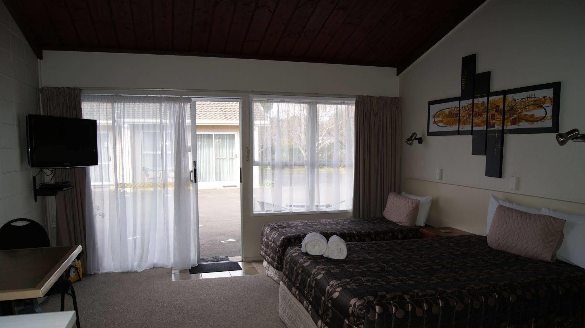 Tourist Court Motel Whakatane Kültér fotó