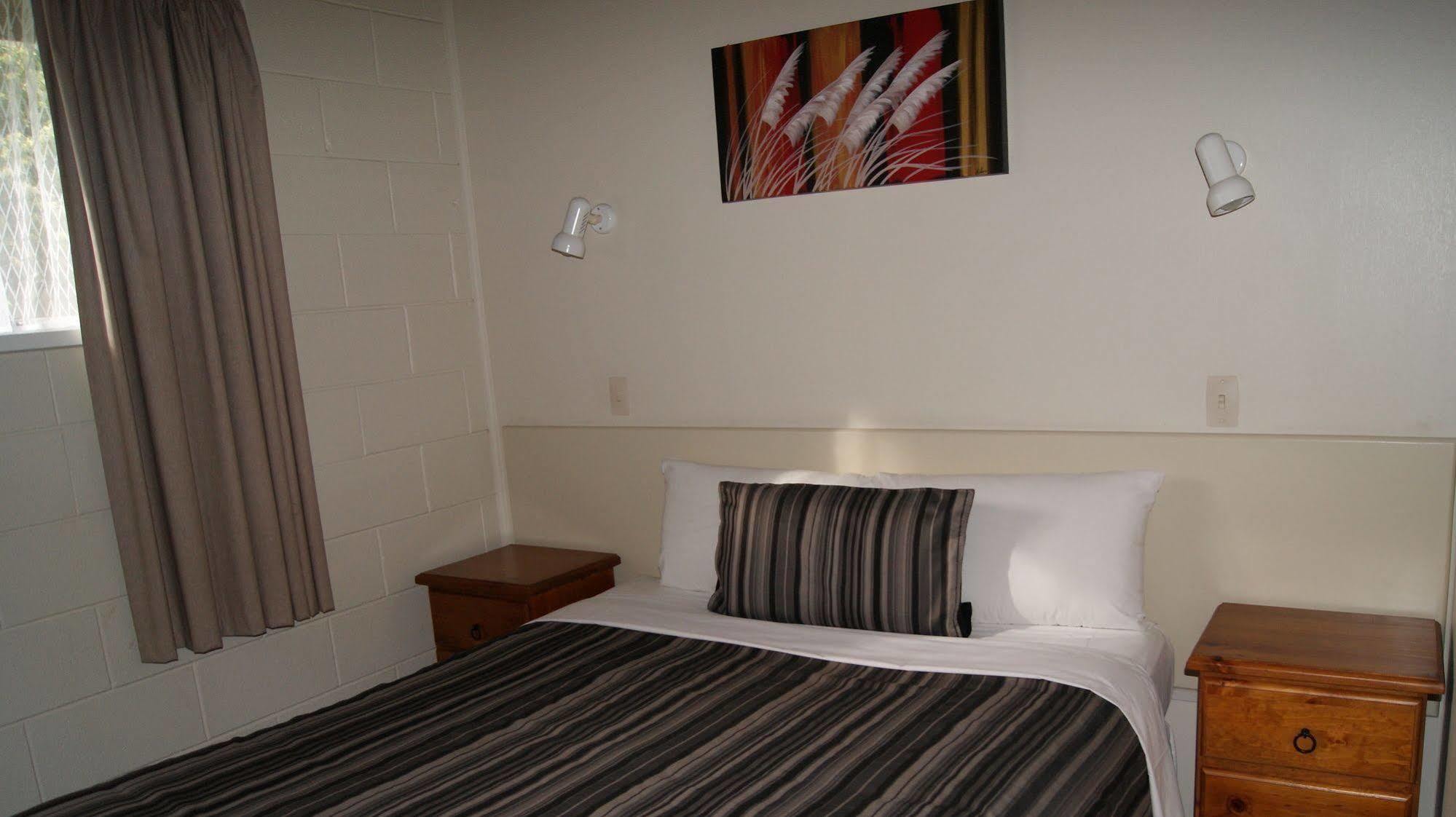 Tourist Court Motel Whakatane Kültér fotó